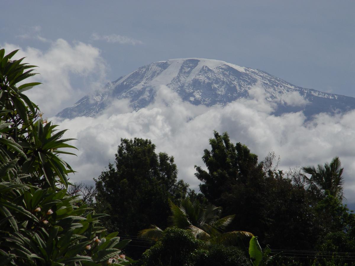 Ameg Lodge Kilimanjaro Moshi Exterior photo